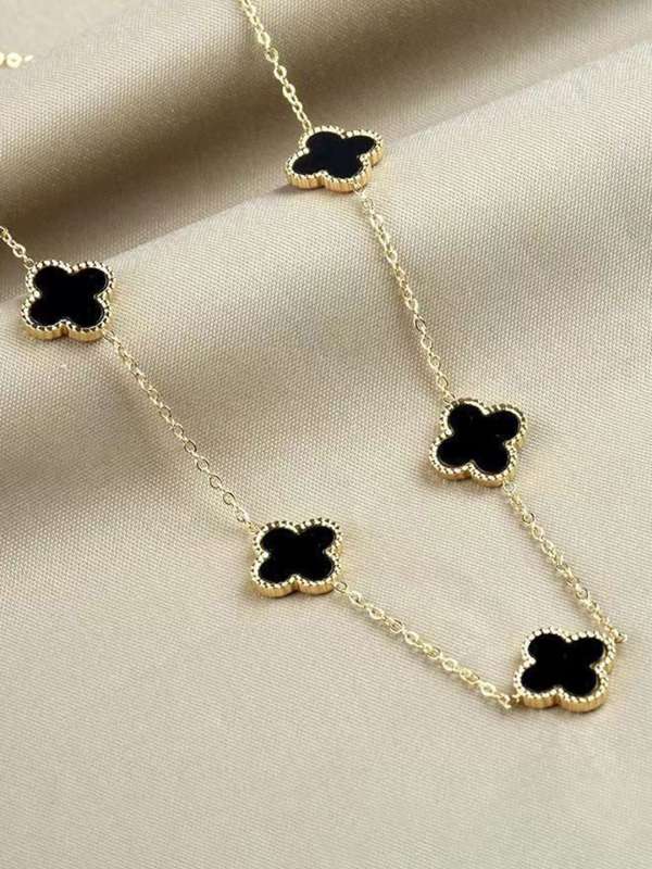 Midnight Clover Pendant