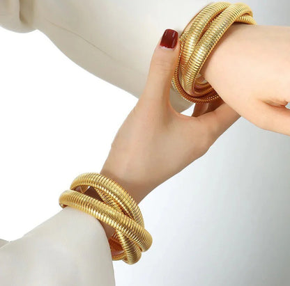 The Entangled Bangles Bracelet